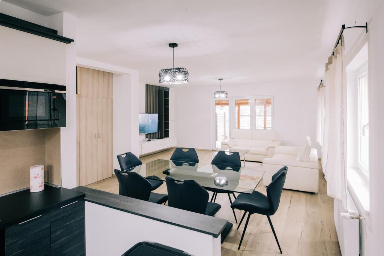Tulip Guest House I. Palic Luaran gambar